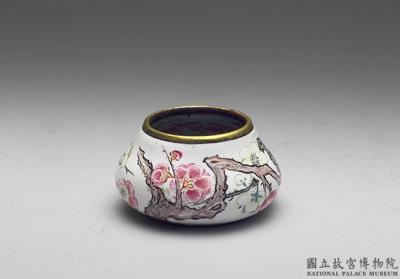 图片[2]-Painted enamel water container with plum-blossom decoration, Kangxi reign (1662-1722), Qing dynasty-China Archive